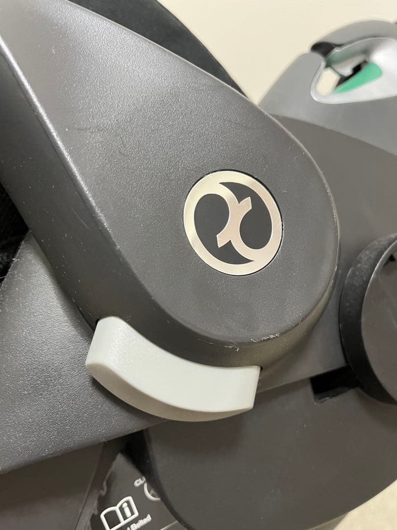 Cybex cloud Z2 i 黒　チャイルドシート　＋　メリオアダプター