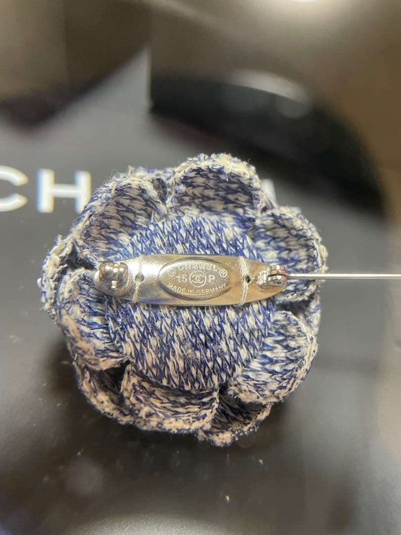 シャネル ココマークつきカメリア ブローチ15P まりころ様♡