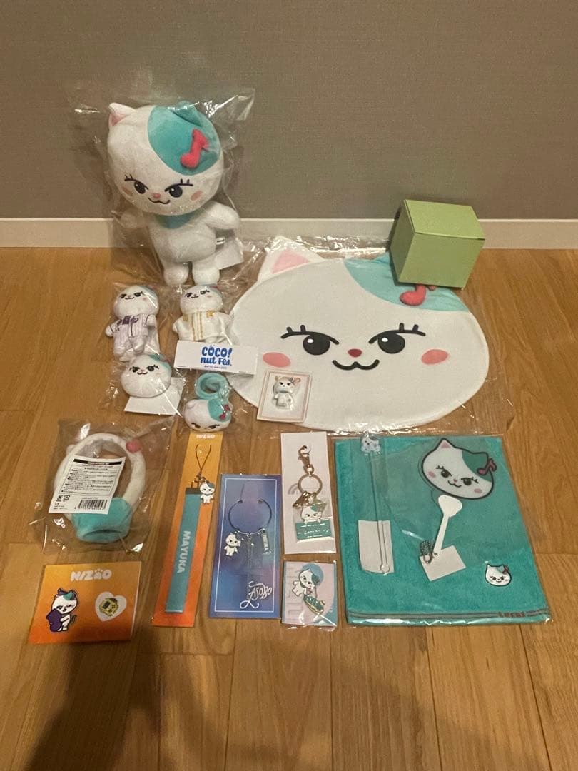 NIZOO ルキャ 定価 まとめ売り NiziU マユカ ルキャ NIZOO まとめ売り 25点