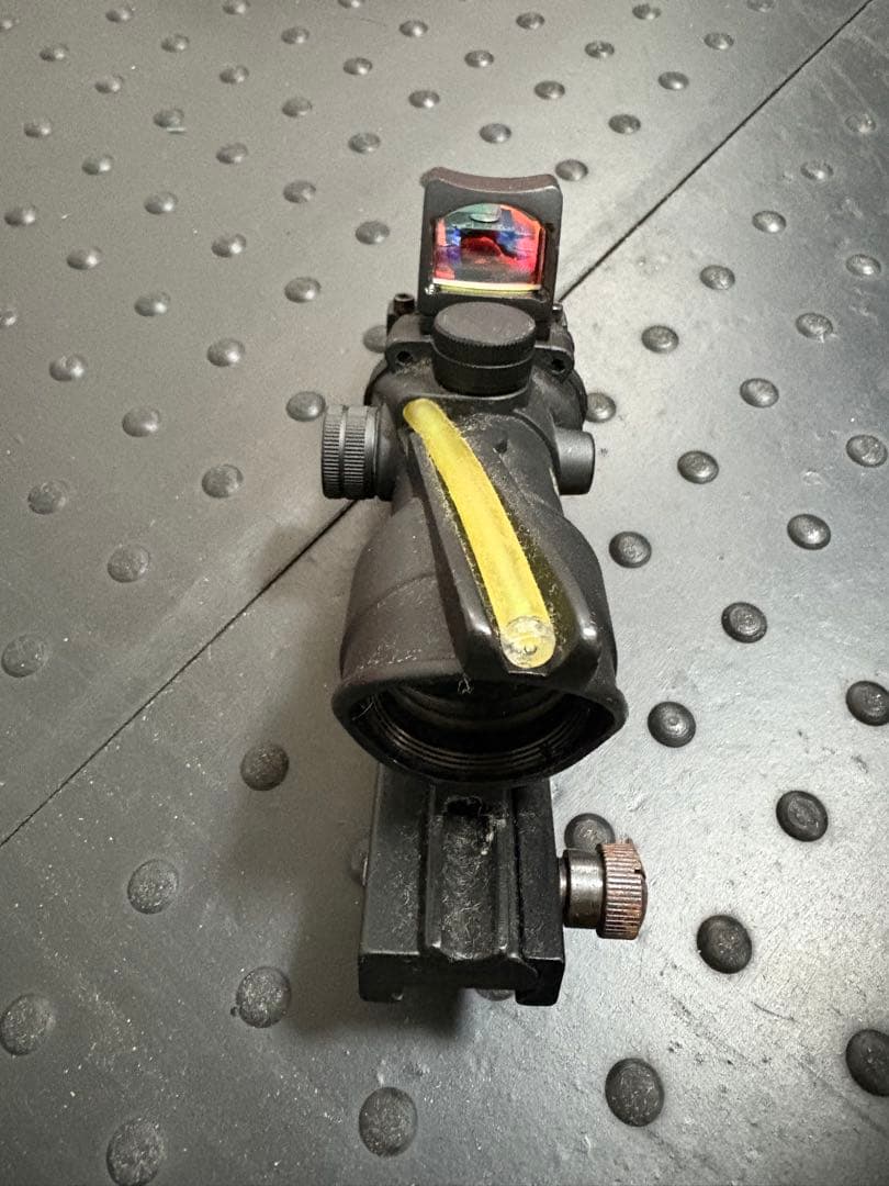 ［最終値下げ］Trijicon ACOG ブラック レッドドットサイト付き