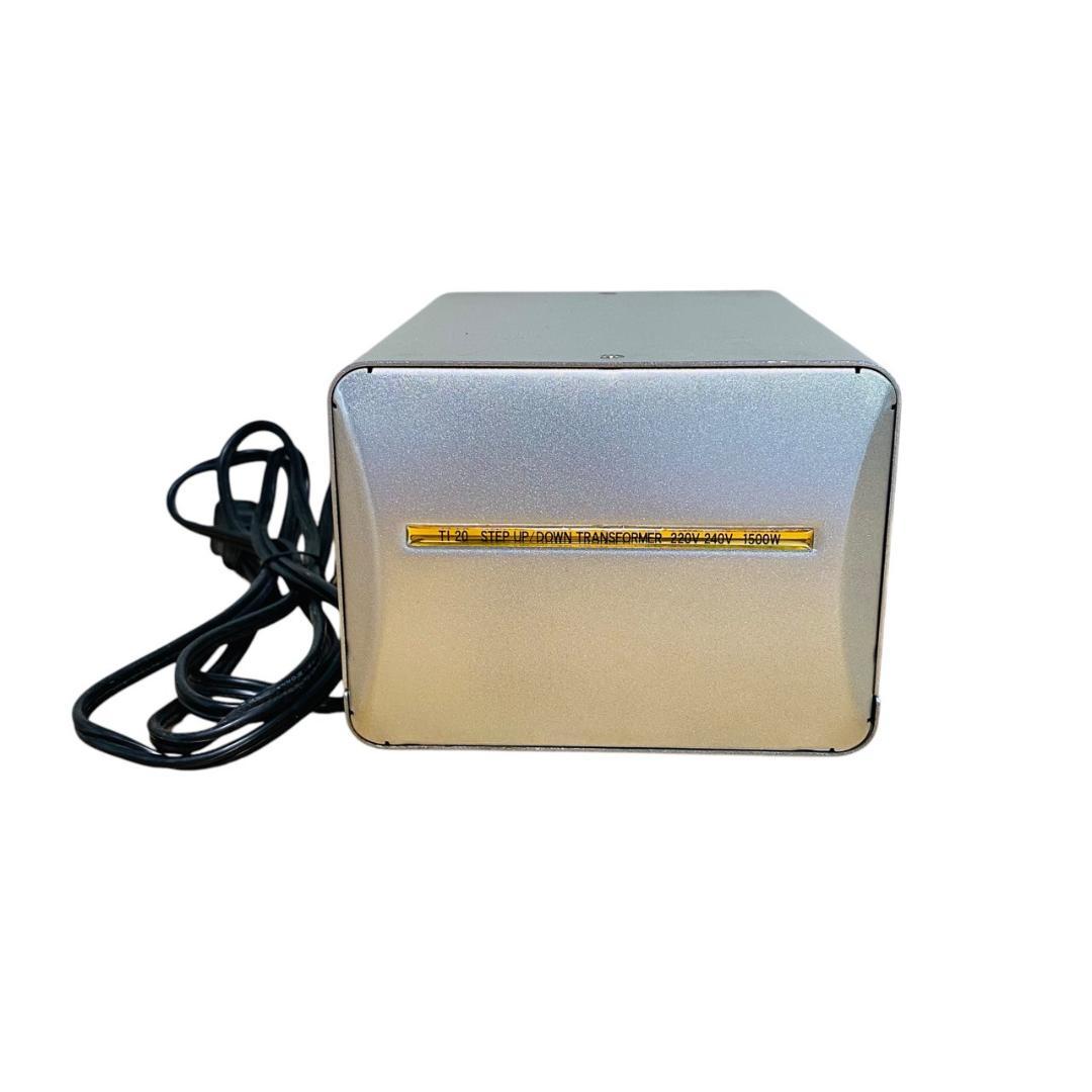 カシムラ 変圧器 TI-20 ステップアップダウントランスフォーマー 旅行用品