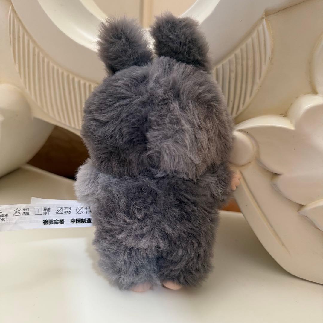 【正規品】 LABUBU Big into Energy シークレット グレー②