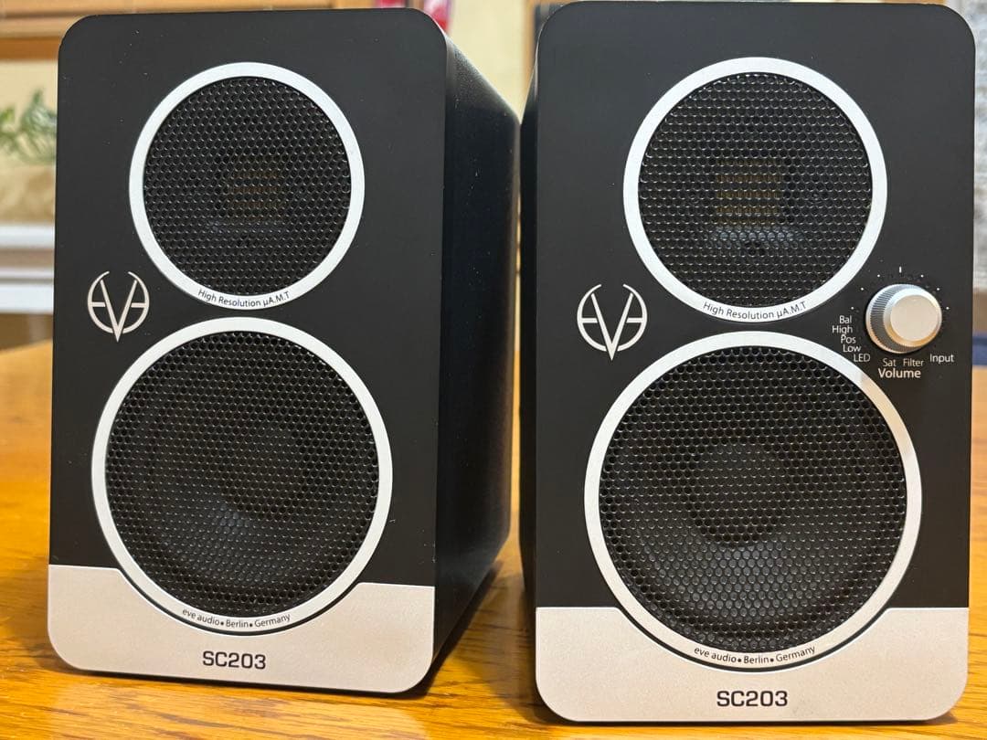 配信機器・PA機器・レコーディング機器 EVE AUDIO SC203