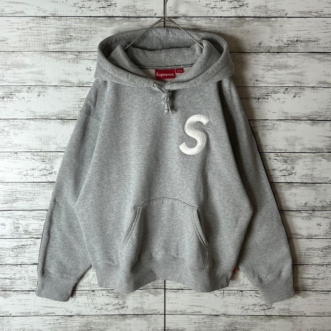 3750M【人気モデル】シュプリーム☆刺繍Sロゴ 色切り替え パーカー グレー