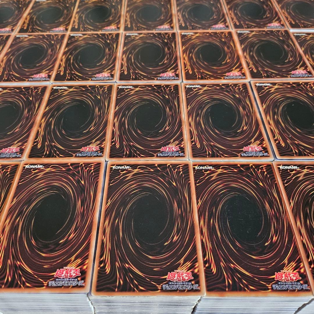 遊戯王大量80000枚以上