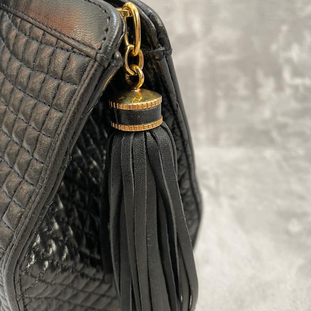 【極美品】BALLY バリー ハンドバッグ キルティング タッセル ロゴ金具 黒