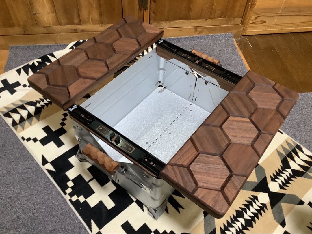 シェルフコンテナ25サイズ スライド開口天板三脚用テーブルヘキサゴン