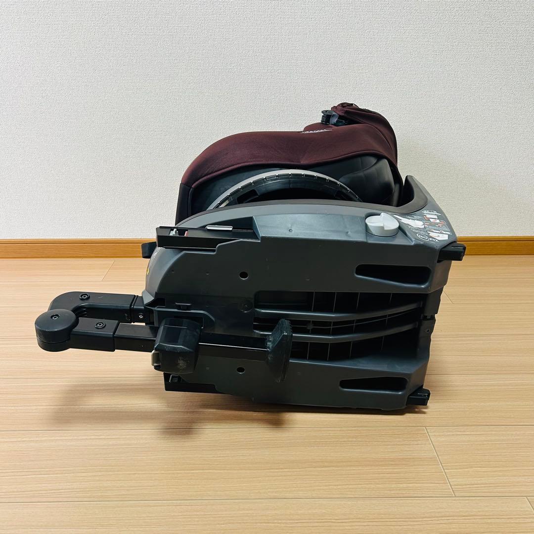 【美品】Combi 　ネルーム　チャイルドシート　ISOFIX NF-700