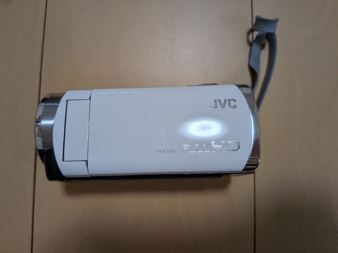 美品 JVC GZ-HM133 Everio ビデオカメラ＋予備バッテリー・SD