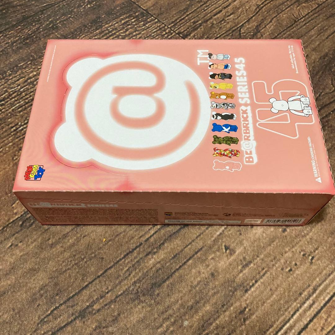 【新品・未開封】ベアブリック BE@RBRICK SERIES 45 BOX