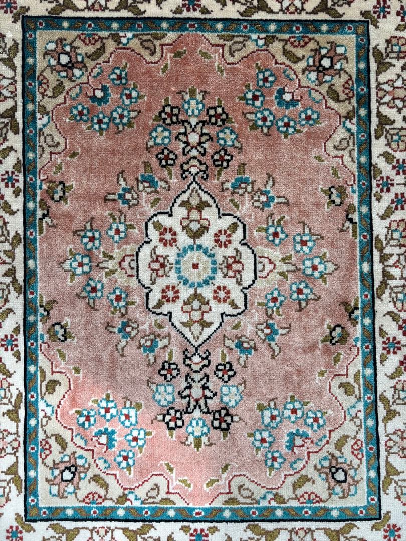 世界最高峰のトルコ カイセリ産 総シルク 手織り絨毯 53×42cm 証紙付