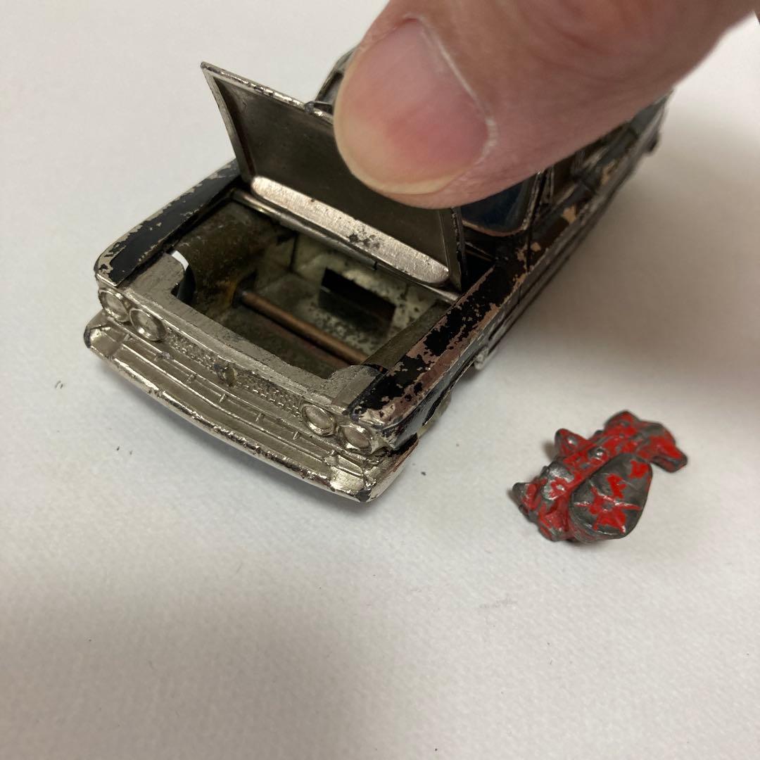 古いミニカー ボンネット開閉