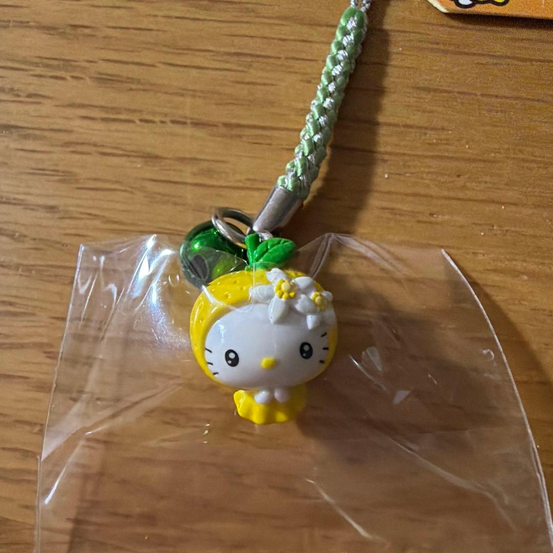 ご当地キティ 山口限定 根付けストラップ 夏みかん - メルカリ
