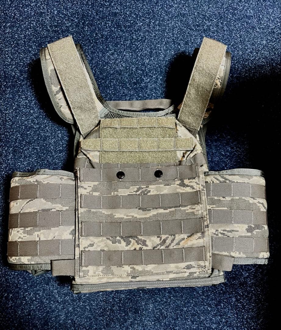 米軍実物 放出品 タクティカル ボディーアーマー made in USA