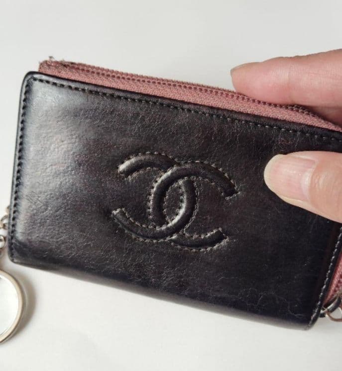 CHANEL　ケース　キーチェーン付き　黒ブラック