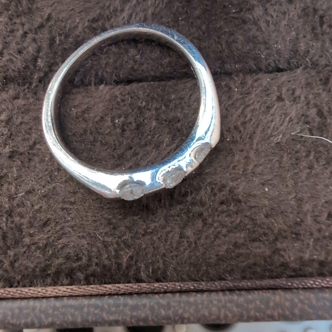 週末お値下げ　−素敵−　ダイヤリング0.25カラット