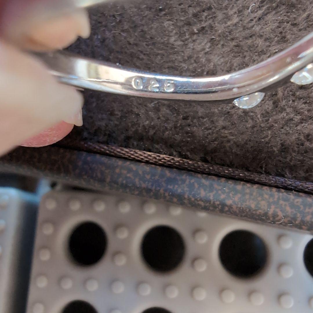 週末お値下げ　−素敵−　ダイヤリング0.25カラット