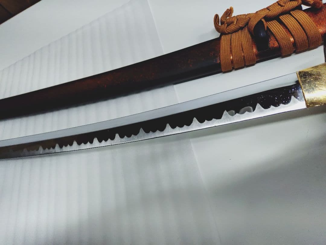 4-375 模造刀　2本　台座付き　大小　太刀　日本刀　鉄鍔