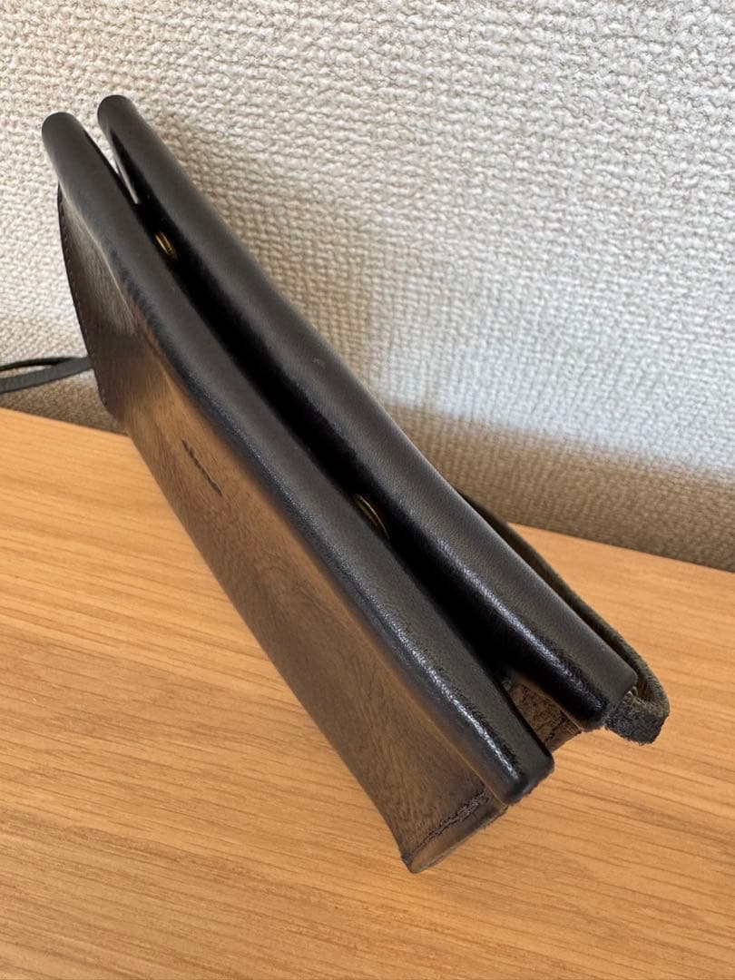 ibona イボーナ ペティ・ポーチ（マキシマム） ブラック