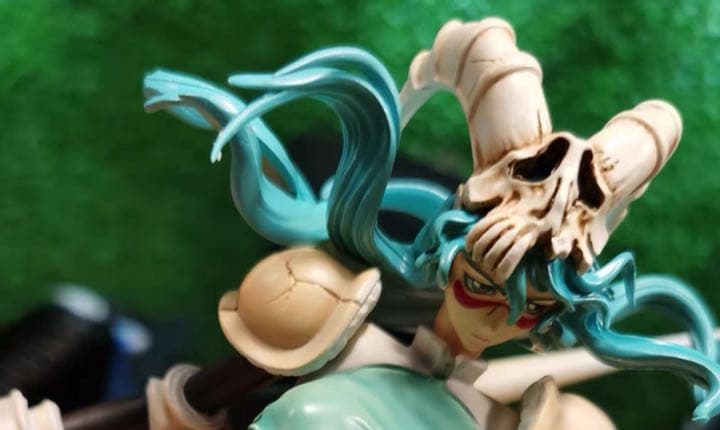 BLEACH  黒衣少年図 ネリエル ガレージキット ガレキ スタチュー①①