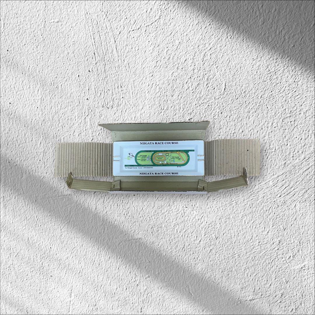 希少(非売品)新潟競馬場リニューアル記念灰皿