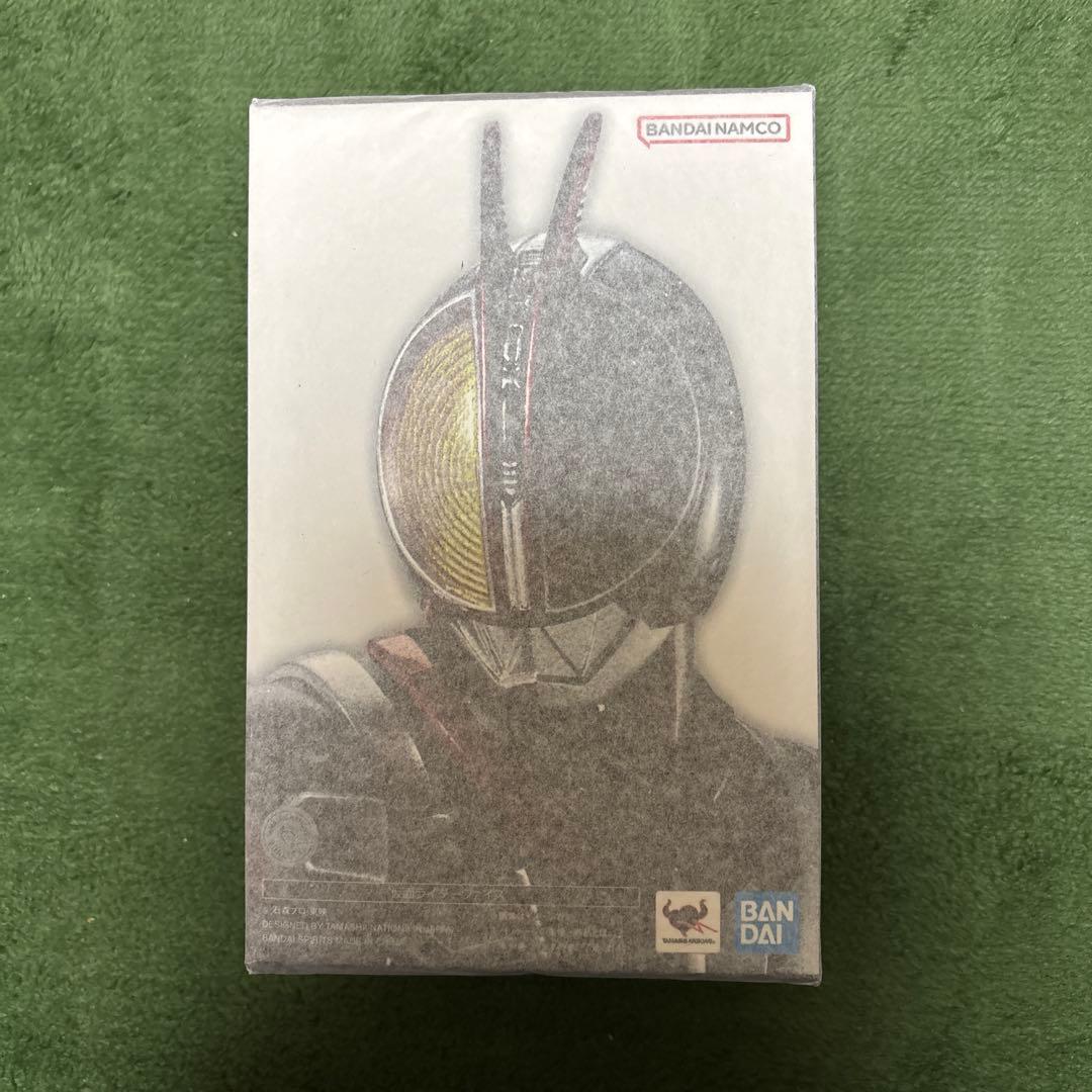 S.H仮面ライダーファイズ 真骨頂製法 仮面ライダー555 Amazon.co.jp: TAMASHII NATIONS S.H.フィギュアーツ（真骨彫製法