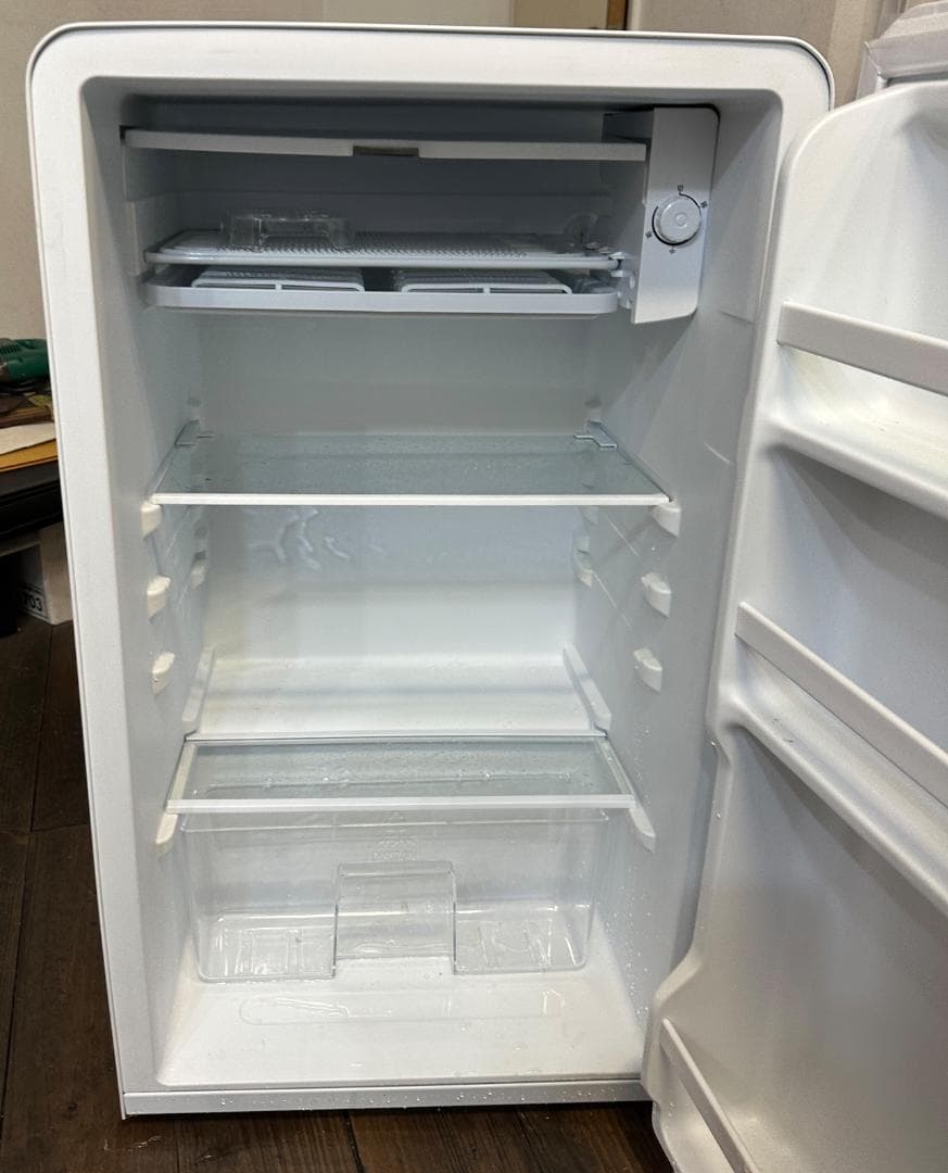 comfee ノンフロン冷蔵庫 93L RCD93WH5(E)