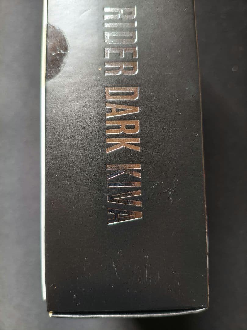 新品未開封 S.H.Figuarts 真骨彫 仮面ライダー ダークキバ