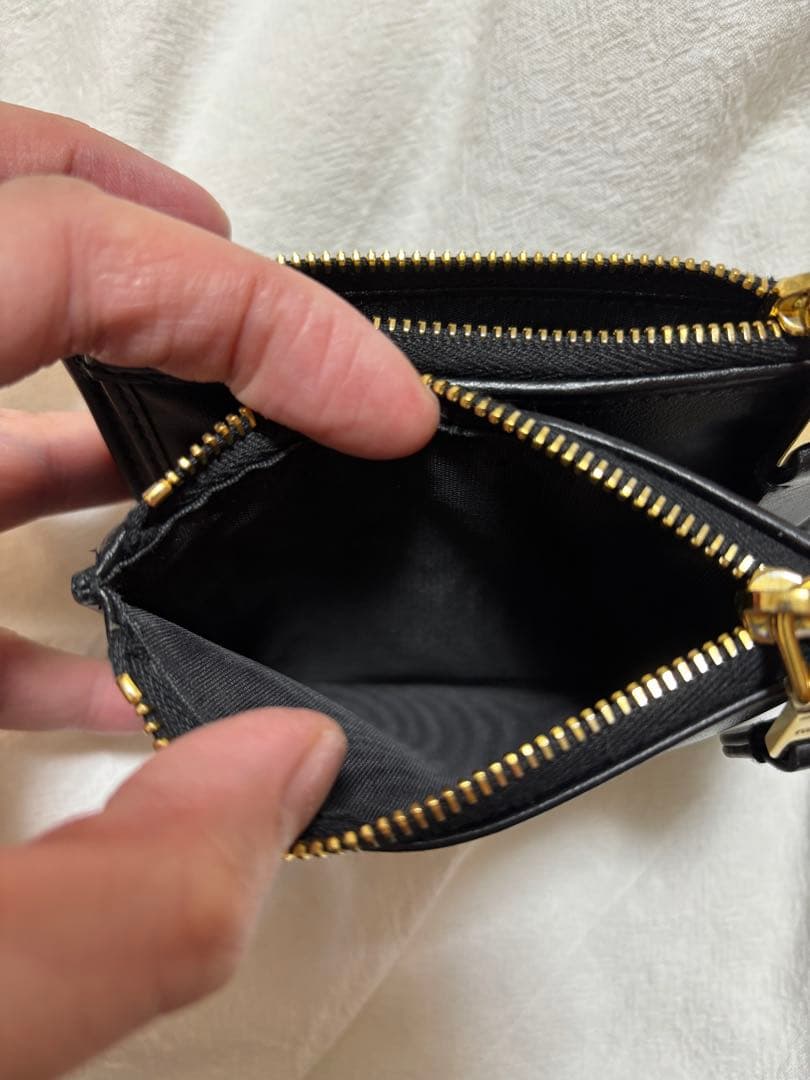 mottymiu miu 二つ折り財布 黒 レザー ナッパーレザー財布