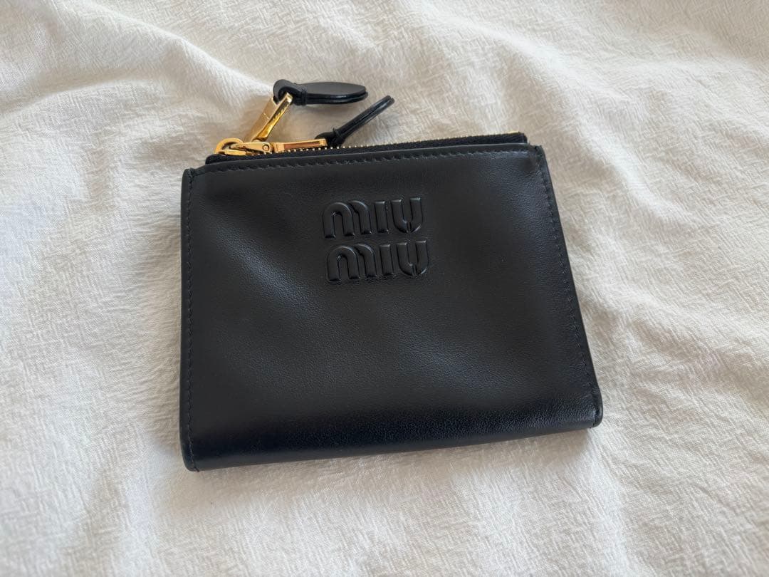 mottymiu miu 二つ折り財布 黒 レザー ナッパーレザー財布