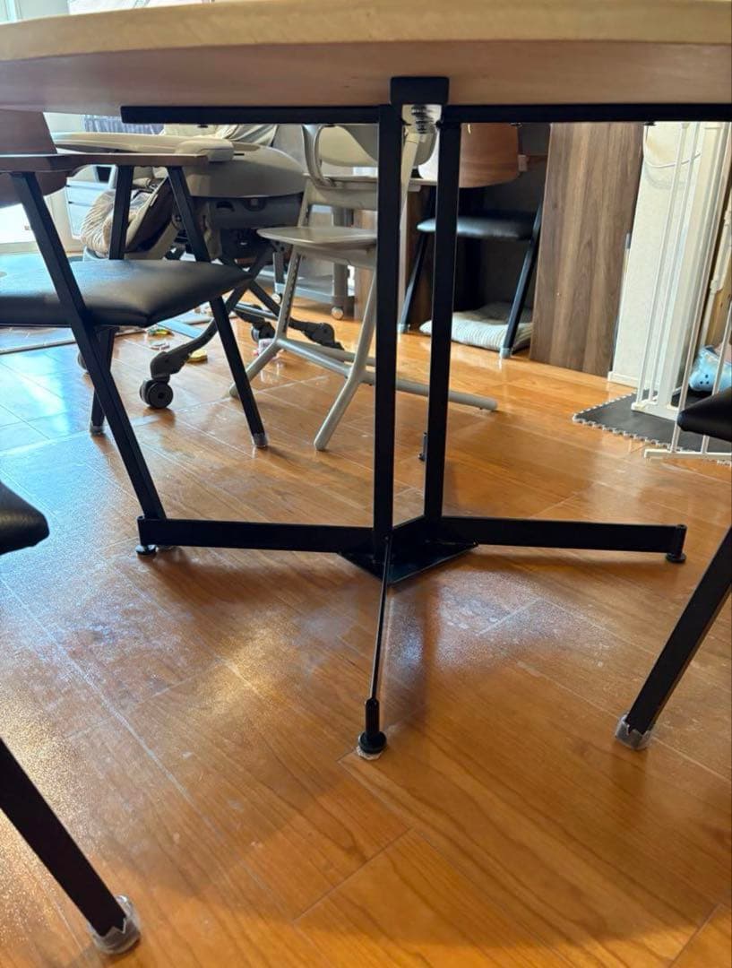 丸テーブル　ダイニングテーブル　モールテックス