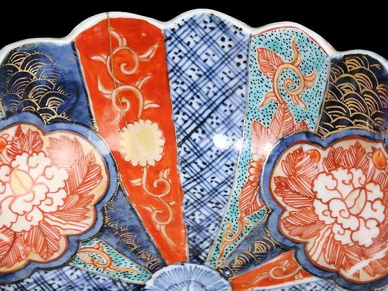 古伊万里 金襴手 窓絵 牡丹の図 輪花鉢 菓子鉢 E900AS-CUq