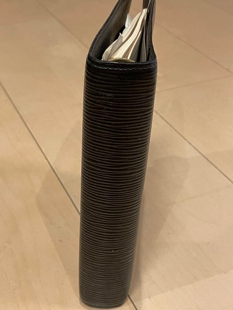 ⚠️ゆなルイヴィトン　アジェンダMM　エピ　ノワール　黒　手帳カバー