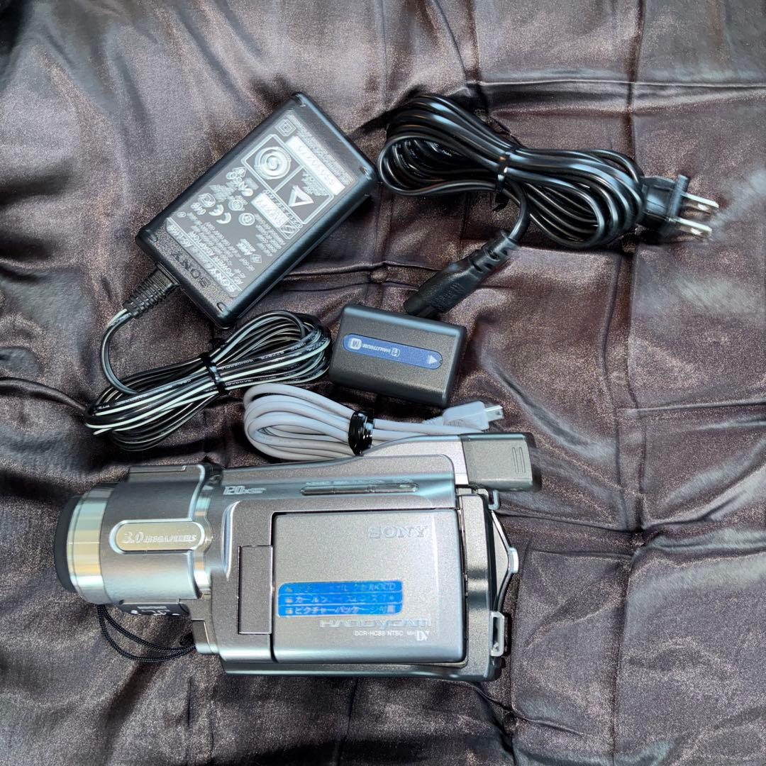 再生・録画可動品　MINI DVSonyビデオカメラ　DCR-HC88