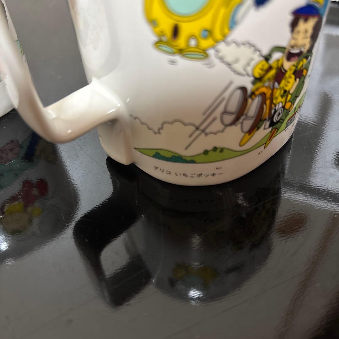 グリコ　いちこポッキー　アラレちゃん　カップセット