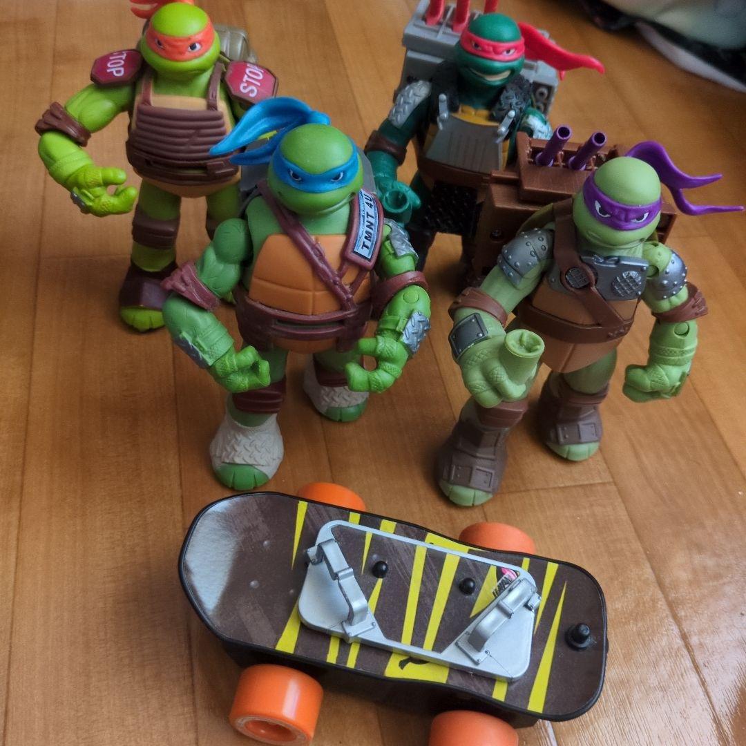 ミュータントタートルズ アメトイ フィギュア 4体セット スケボー