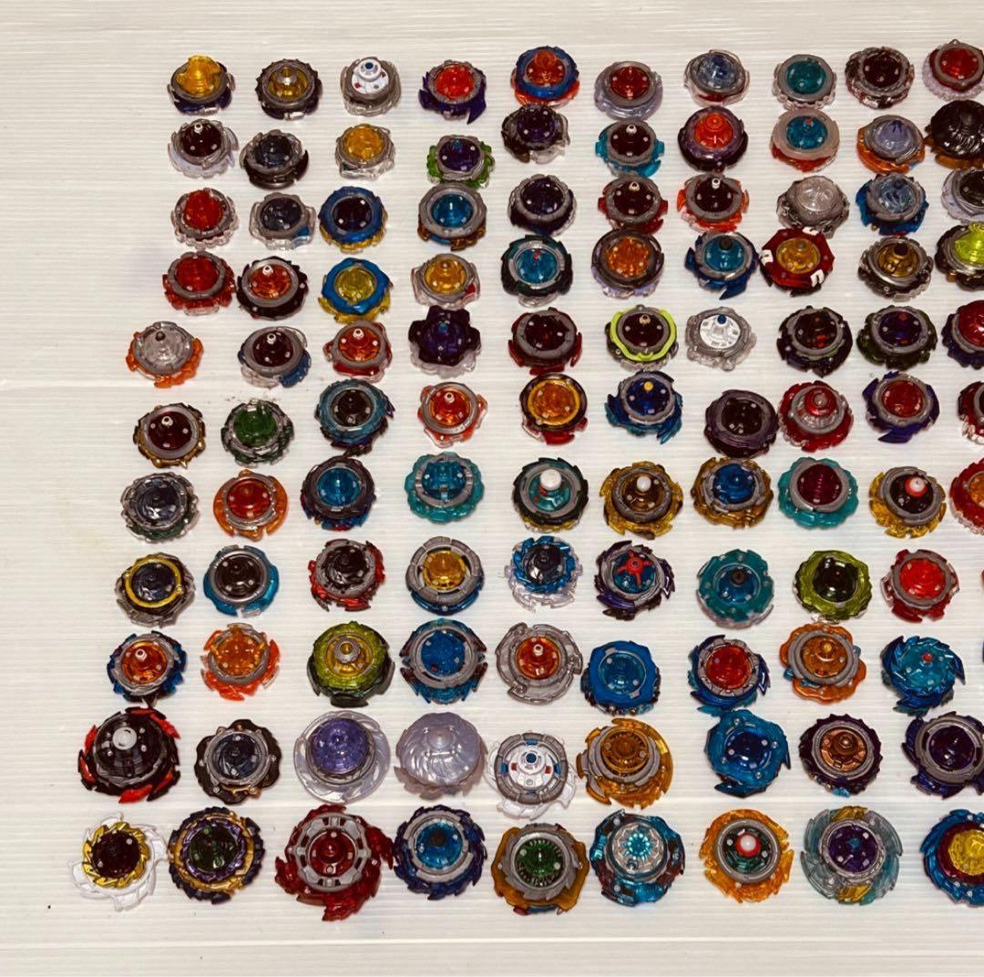 まとめて ベイブレードバースト 165個 ランチャー パーツ スタジアム付き