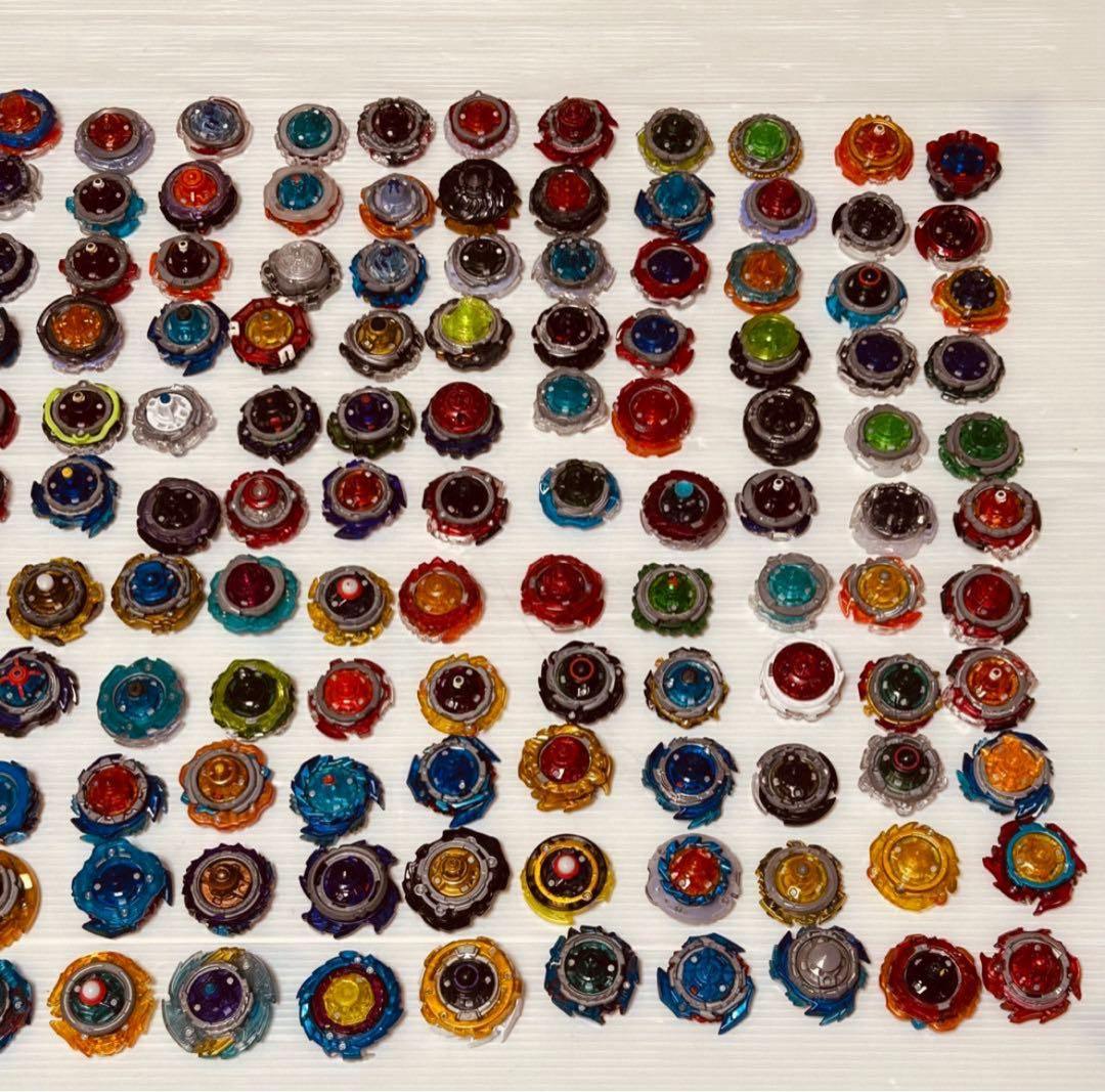 まとめて ベイブレードバースト 165個 ランチャー パーツ スタジアム付き