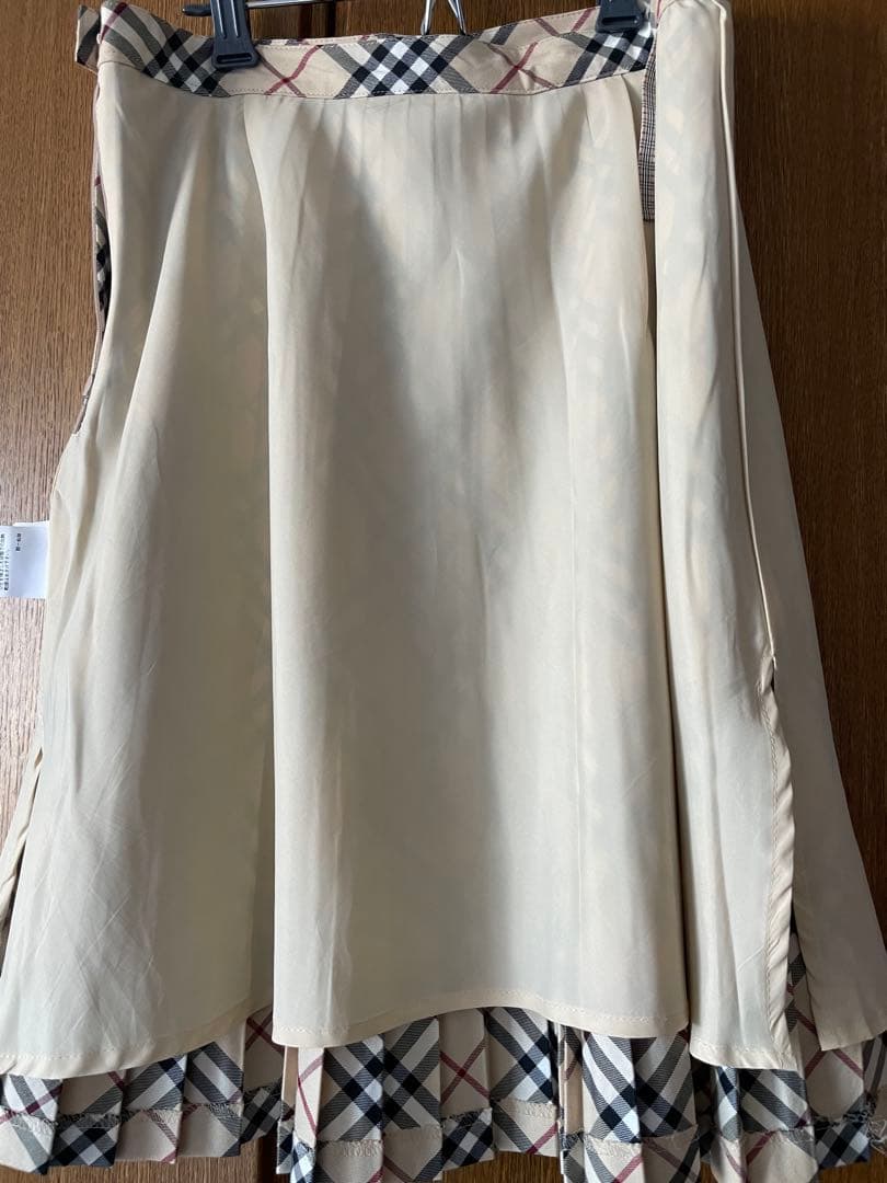バーバリーブルーレベル　チェック柄プリーツスカート