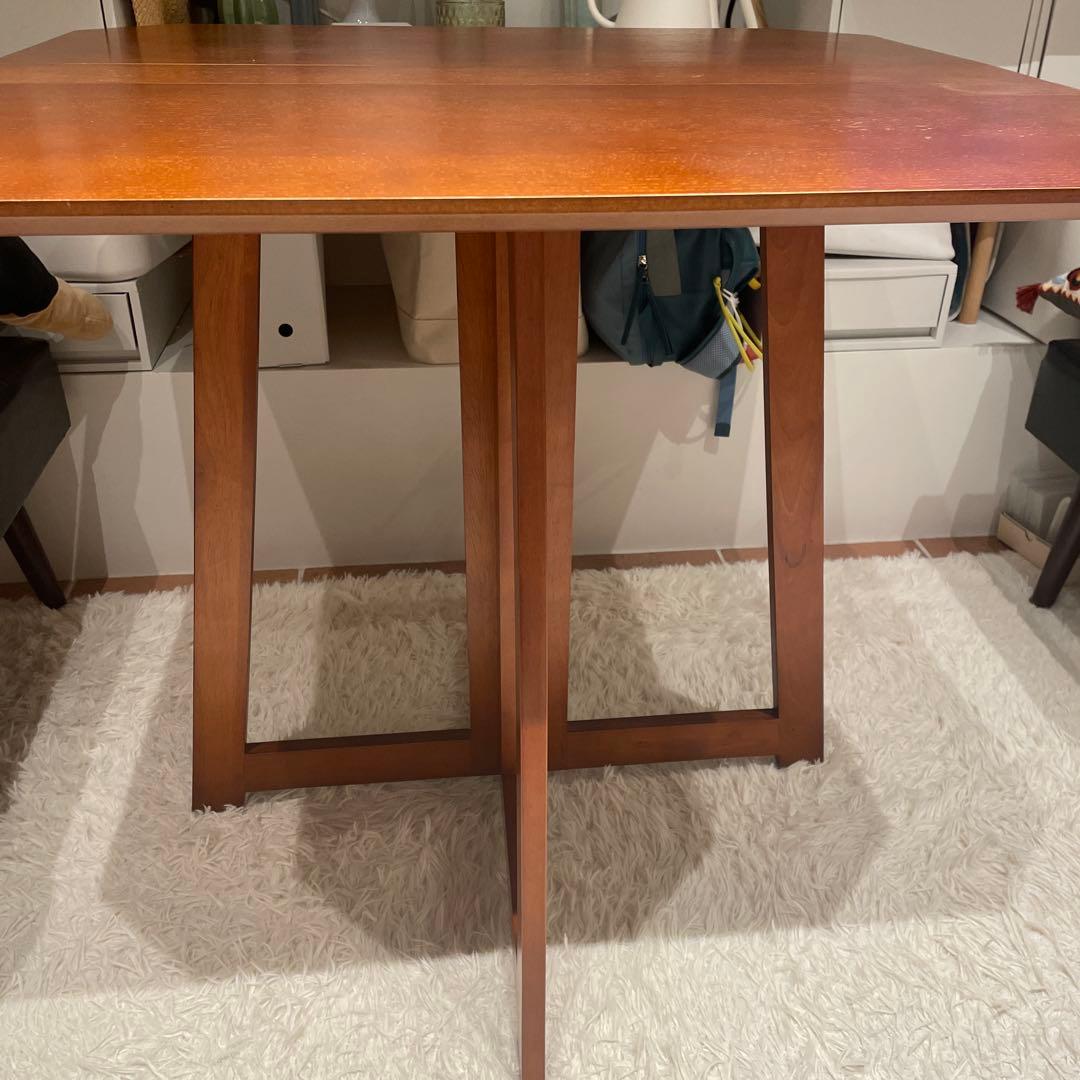 折り畳み木製ブラウン四角形ダイニングテーブル