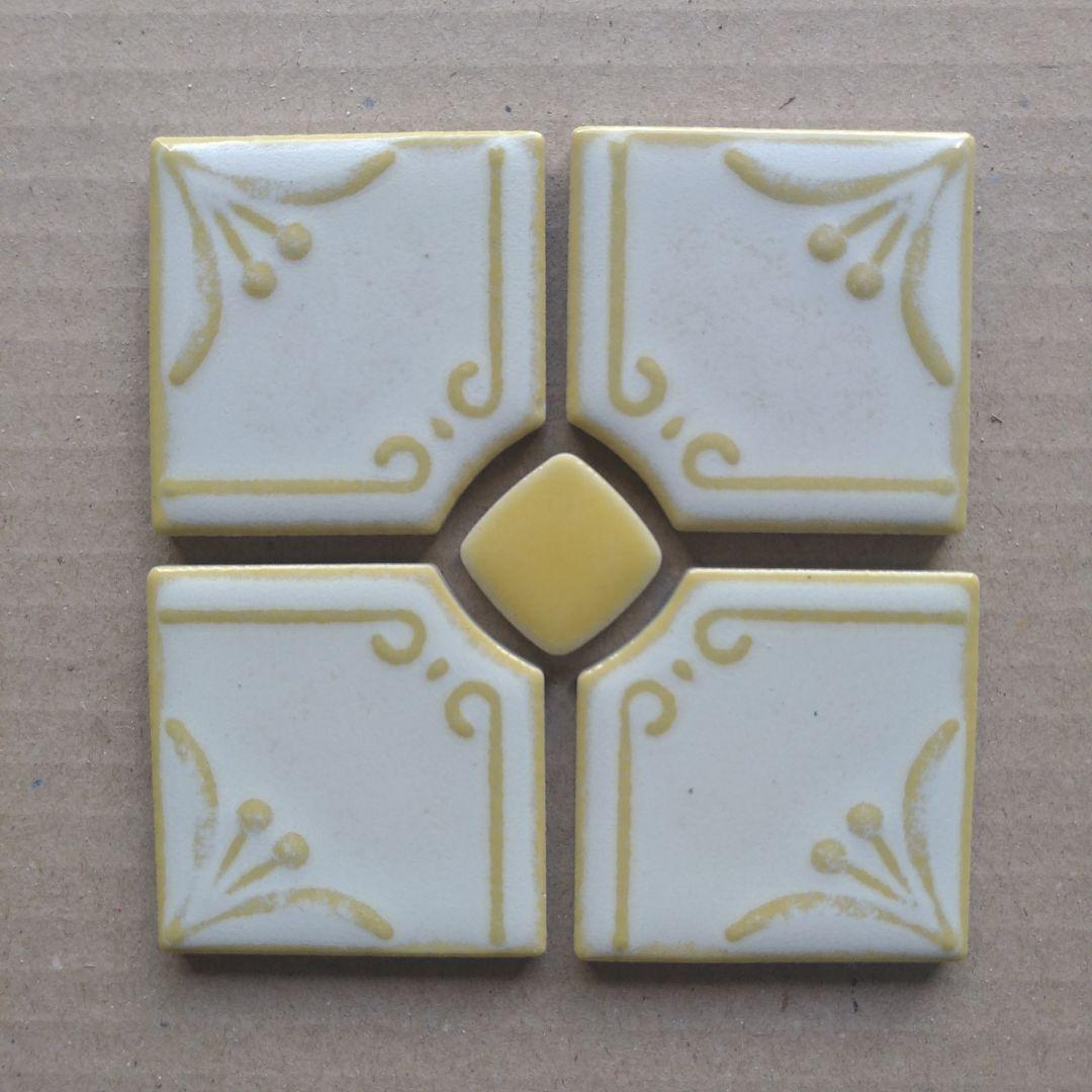 ろっちゃんタイル　昭和レトロ　モザイク　No.270　イエロー