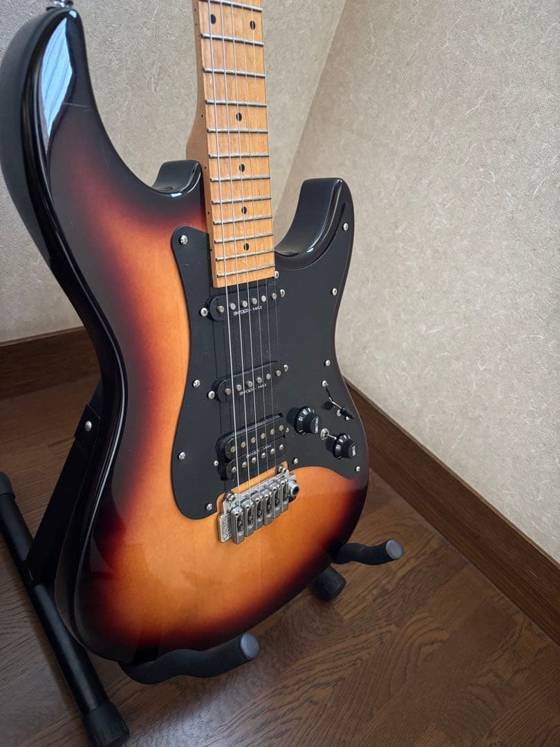 Elioth S305 ストラトキャスター サンバースト