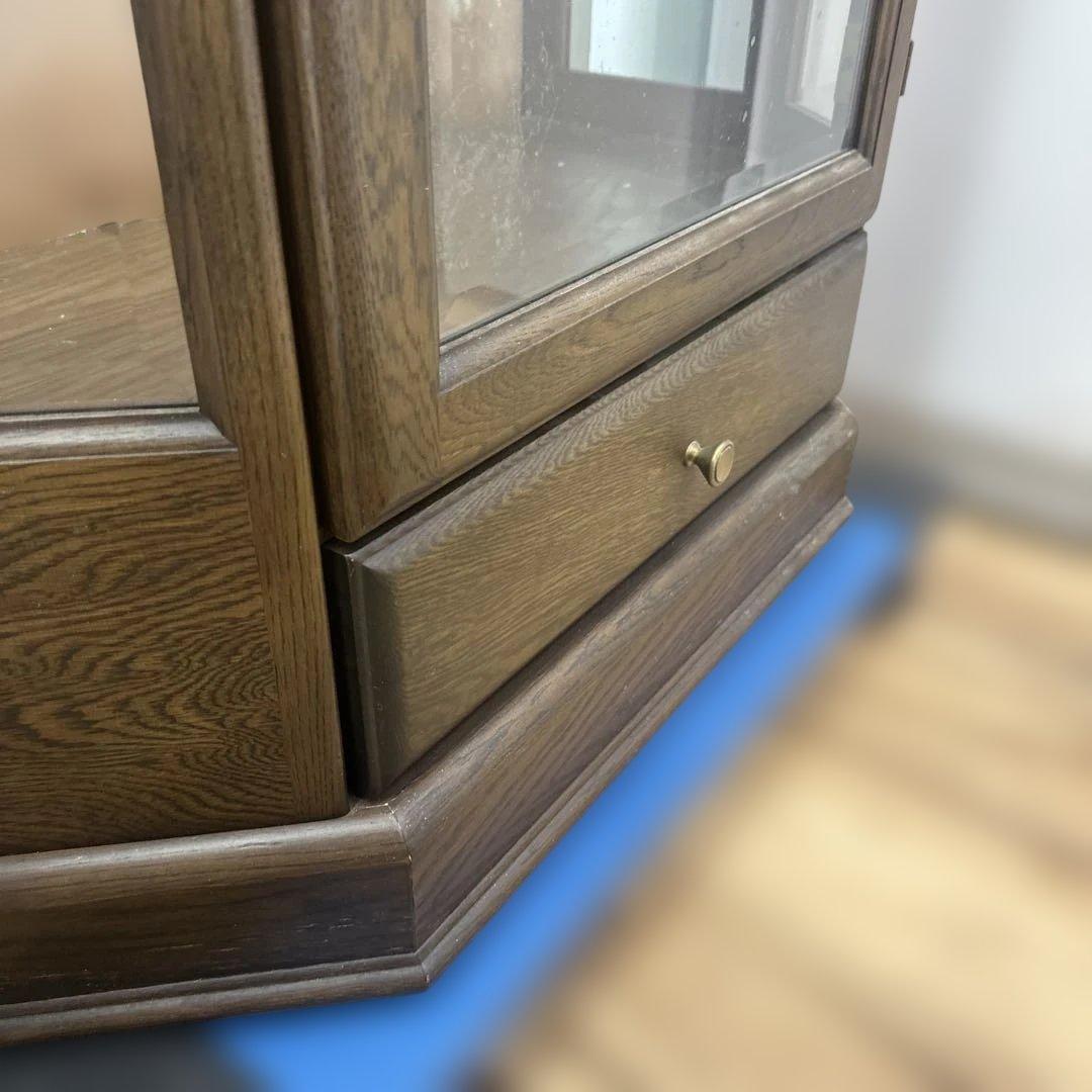 旭川 三陽家具工業 ガラスキャビネット 飾り棚 照明付き 訳あり