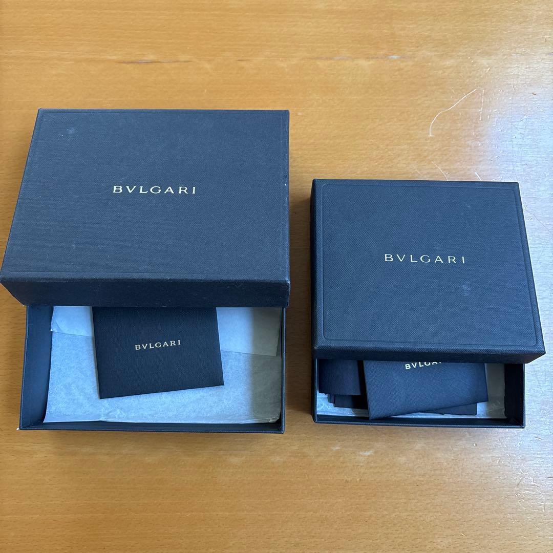 うちゃん様 小のみ ブルガリ ギフトボックス 空箱 - メルカリ