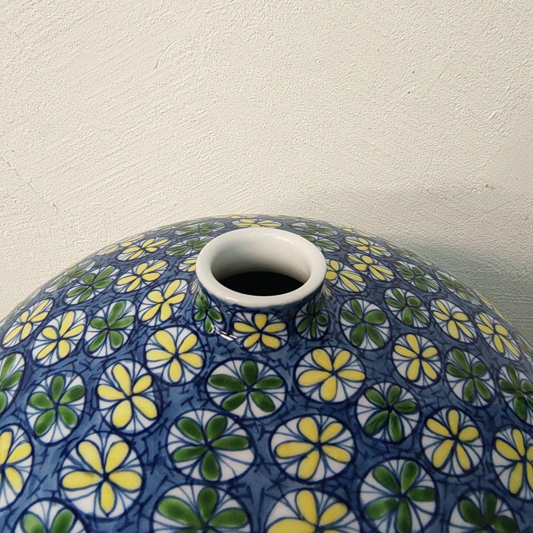 【藤井錦彩】染錦小花紋様 花瓶 飾り壷