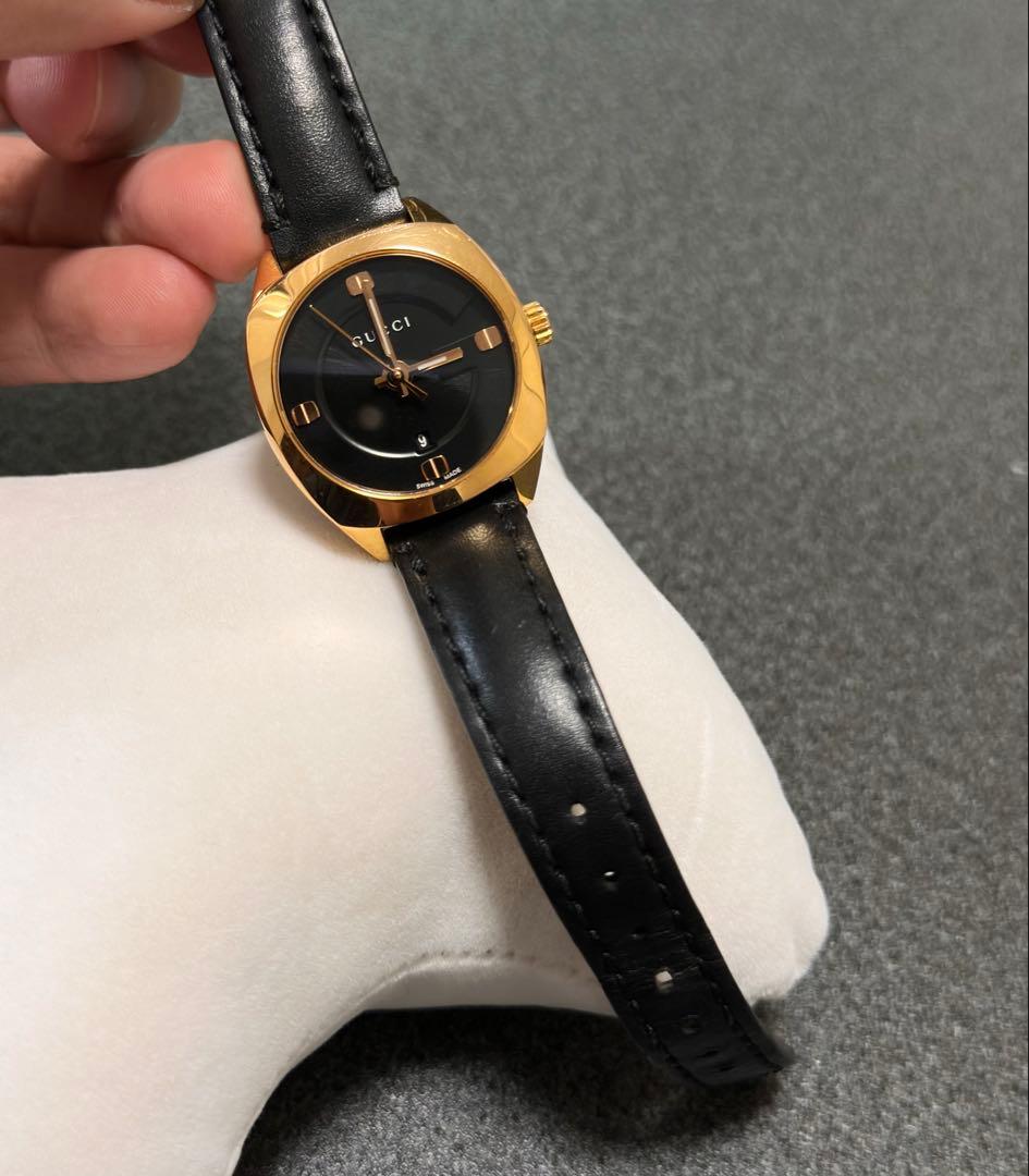 GUCCI ペア時計 142.3 (メンズ) 142.5 (レディース)