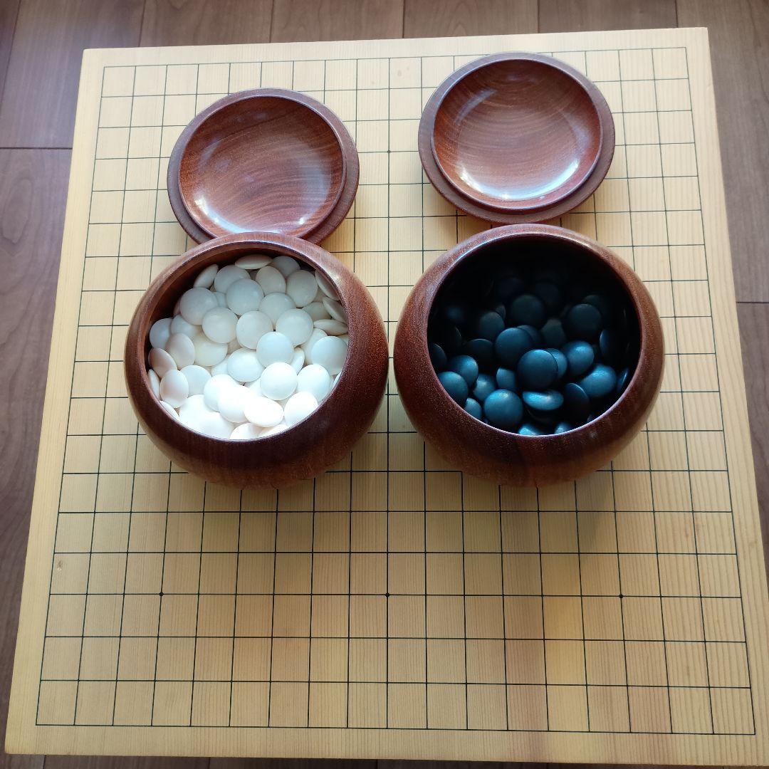 高級碁盤（17.2cm）柾目 蛤白石（180） 那智黒石（181）