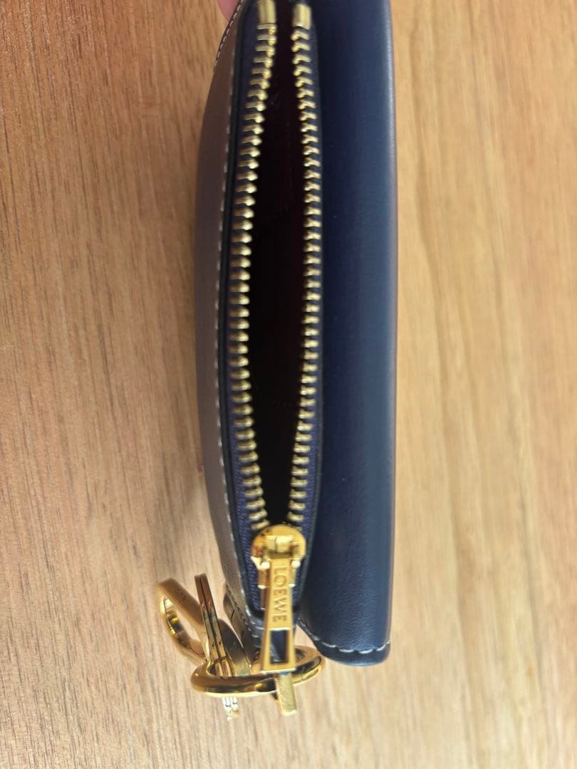 ロエベ　ゲートミニウォレット　ケース