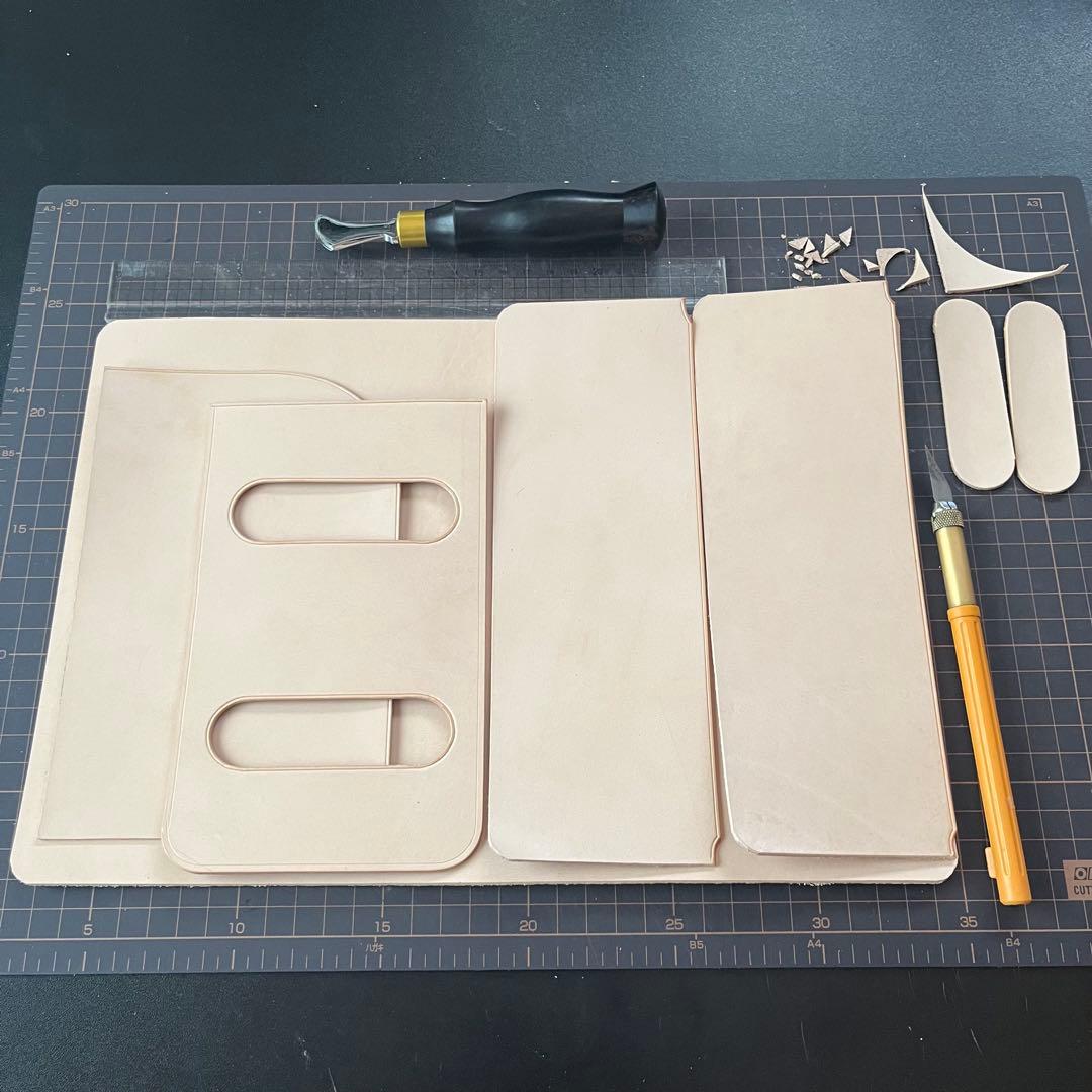 ヌメ革のA5サイズ 手帳カバー117 ペンケース65
