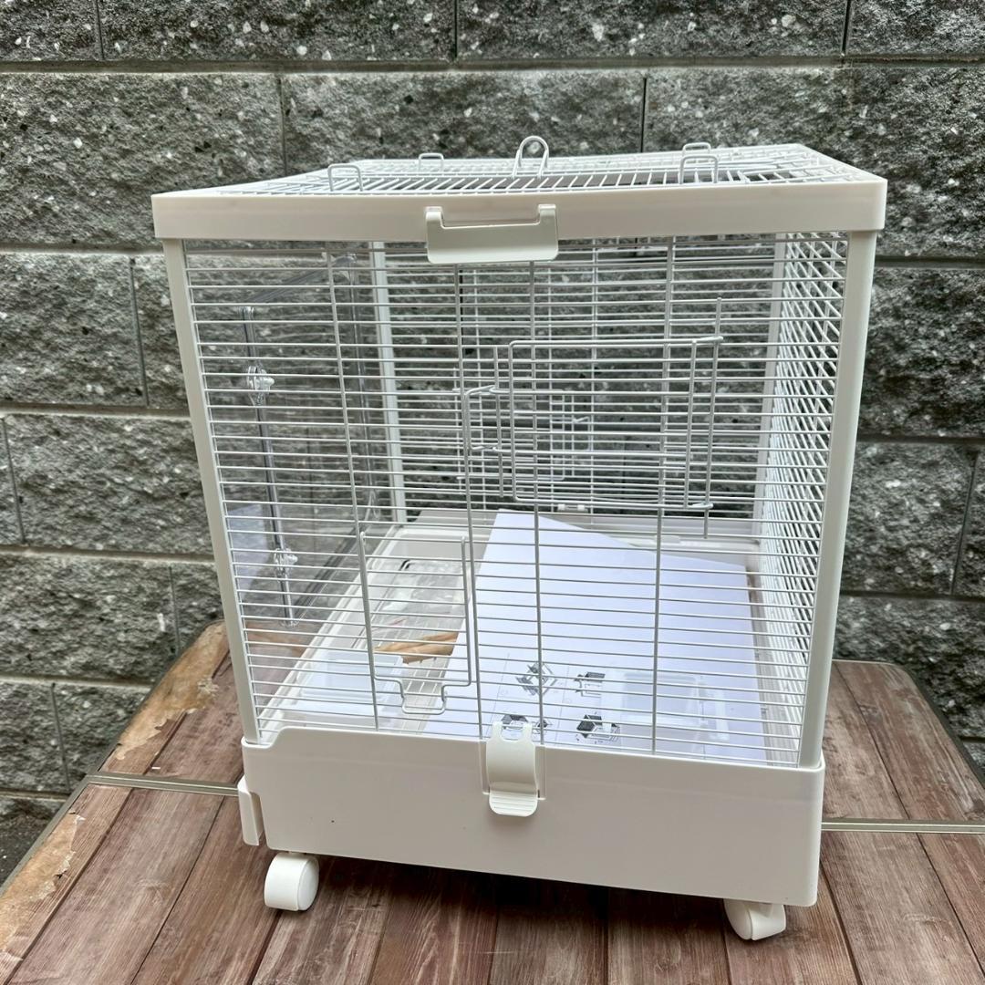 新品未使用】Ruexue 透明アクリルドア付き 鳥かご - メルカリ